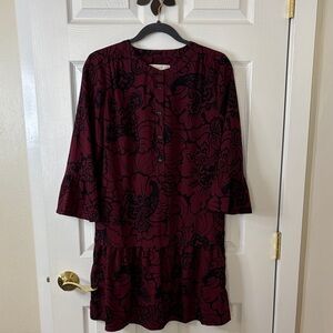 LOFT Burgundy and Black Floral 3/4 Ruffled Sleeve and hem Dress Roomy Small